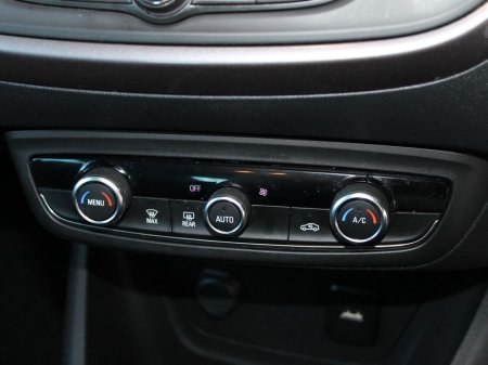 2018 Opel Crossland X SE 1.6cdti 99PS 5DR €13,750 thumbnail