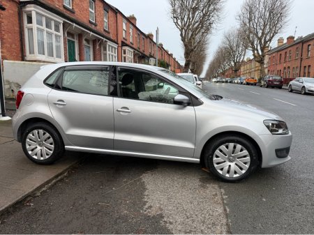 2014 Volkswagen Polo 1.2tsi Automatic, Only 10,000kms! New Nct 11/2026, Apple Car Play, Android Auto, Reversing Camera, A/C, Ideal Starter Car, Cheap Tax & Insurance, €11,950