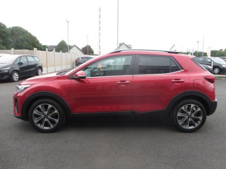 2019 Kia Stonic K2 5DR // ONLY 28k KMS // €16,950 thumbnail