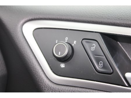 2019 Volkswagen Golf 1.2 TSI  5DR AUTO   HI-SPEC €17,950 thumbnail