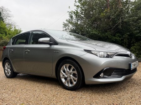 2017 Toyota Auris HYBRID LUNA *Full Toyota Service History…AA Approved…Irish Car* €13,950 thumbnail