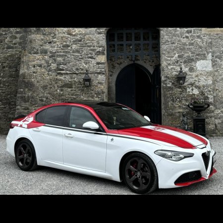 2018 Alfa Romeo Giulia 2.2 TD SUPER 150HP 4DR AUTO €24,000 thumbnail