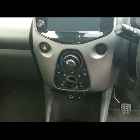 2021 Toyota Aygo 1.0 VVT-I TSS X-PLAY 5DR 71BHP €15,000 thumbnail