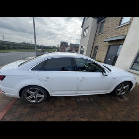 2017 Audi A4 1.4 TFSI S LINE 150PS 4DR A AUTO thumbnail