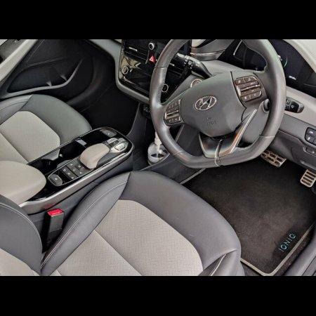 2020 Hyundai Ioniq PREMIUM EV 5DR AUTO €19,500 thumbnail