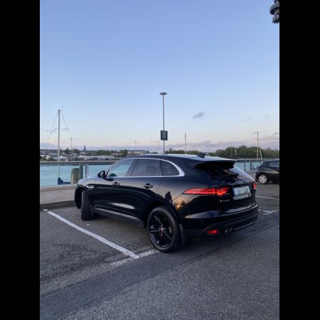 2018 Jaguar F-pace MY18 2.0 D RWD PORTFOLI PORTFOLIO 5DR