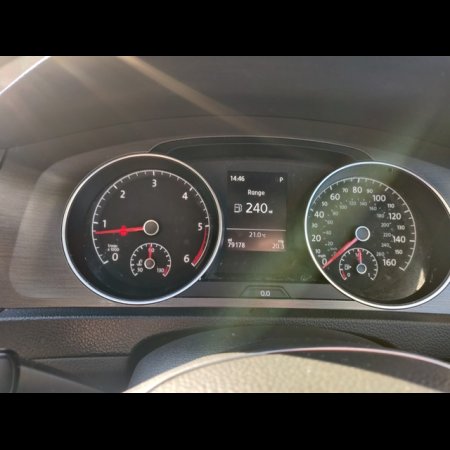 2013 Volkswagen Golf SE BLUEMOTION TECHNOLOGY TDI SA €8,300 thumbnail