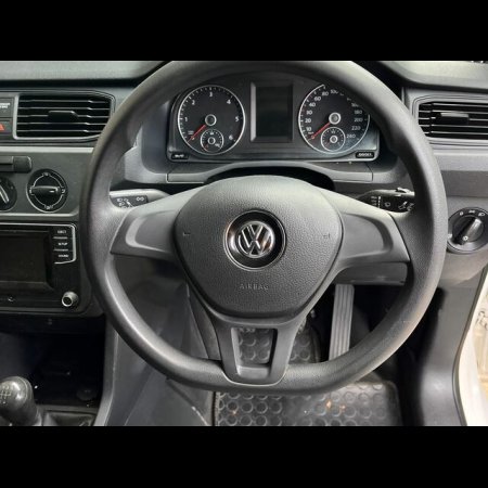 2018 Volkswagen Caddy PV TDI 75HP MANUAL 5SPEED 5DR €13,400 thumbnail