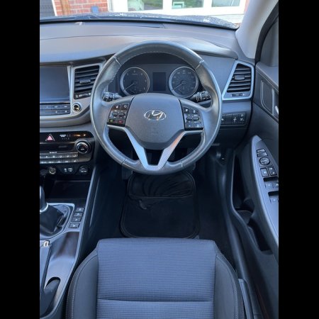 2016 Hyundai Tucson 1.7 CRDI SE NAV BL/DR 5 5DR €17,500 thumbnail