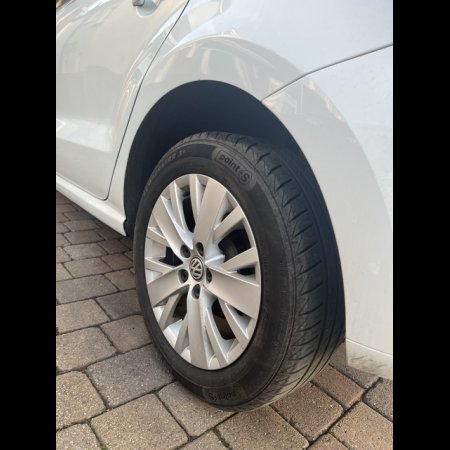 2015 Volkswagen Polo 1.4 SE 75 PS 5DR €10,600 thumbnail