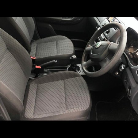 2011 Skoda Fabia FL AMBIENTE 1.2 60HP 5DR €5,000 thumbnail