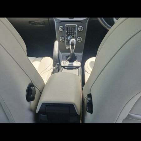 2015 Volvo V40 D2 SE 5DR €13,950 thumbnail