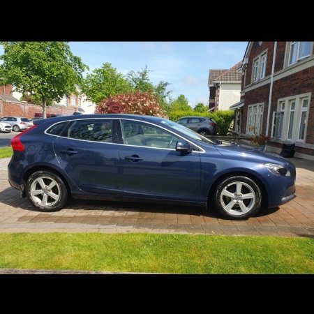 2015 Volvo V40 D2 SE 5DR €13,950 thumbnail