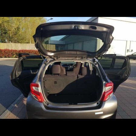 2014 Toyota Vitz DBA-NSP130 CVT 5DR AUTO €8,600 thumbnail