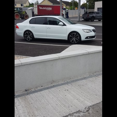 2014 Skoda Superb 1.6 TDI S GREENLINE III 105PS 5DR €9,500 thumbnail