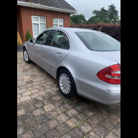 2004 Mercedes-Benz E200 E 200 KOMPRESSOR AUTO €2,950 thumbnail