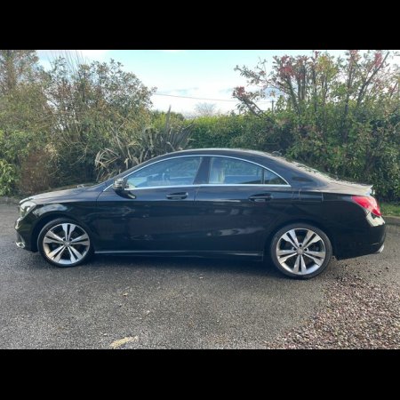 2017 Mercedes-Benz Cla 180 D URBAN 4DR AUTO €19,500 thumbnail