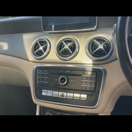 2017 Mercedes-Benz Cla 180 D URBAN 4DR AUTO €19,500 thumbnail