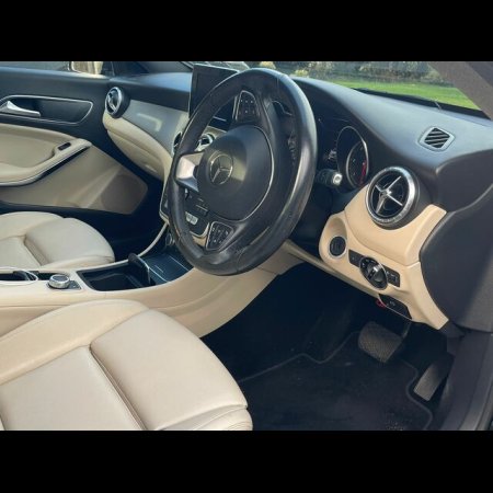 2017 Mercedes-Benz Cla 180 D URBAN 4DR AUTO €19,500 thumbnail