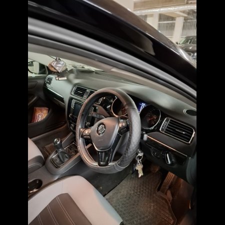 2017 Volkswagen Jetta HIGHLINE 2.0 TDI MANUAL 5SPEED 110BHP 4DR €10,200 thumbnail