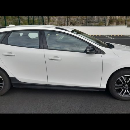 2017 Nissan March Momentum - Cross Country