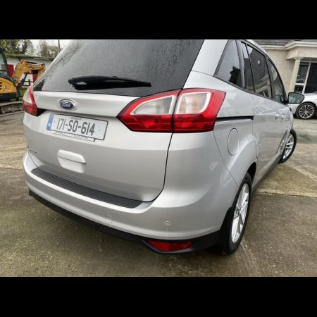 2017 Ford C-max C MAX 1.5 TDCI 95PS 7 SEAT M6 €11,000 thumbnail