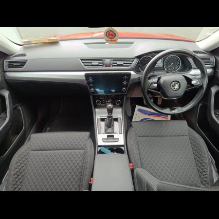 2021 Skoda Superb SUPERB AMB 2.0TDI 122HP Auto DSG 5dr €29,995 thumbnail