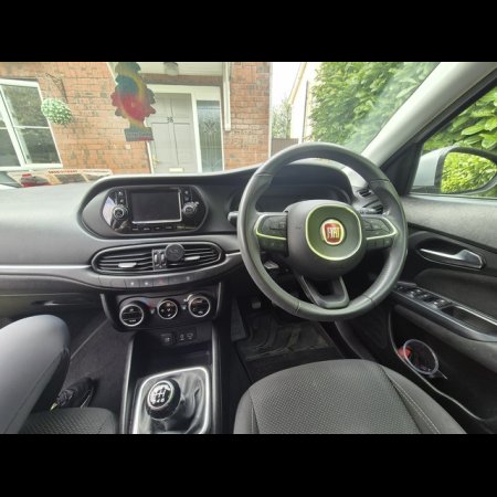 2017 Fiat Tipo 1.6 MULTIJET LOUNGE 120BHP 5DR €9,000 thumbnail