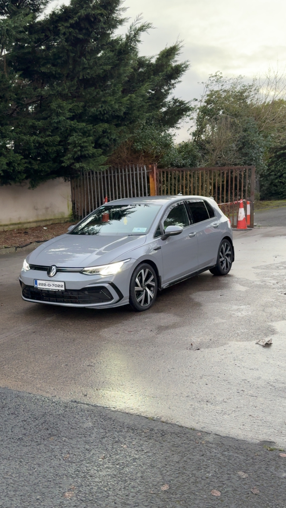 2022 Volkswagen Golf R-Line