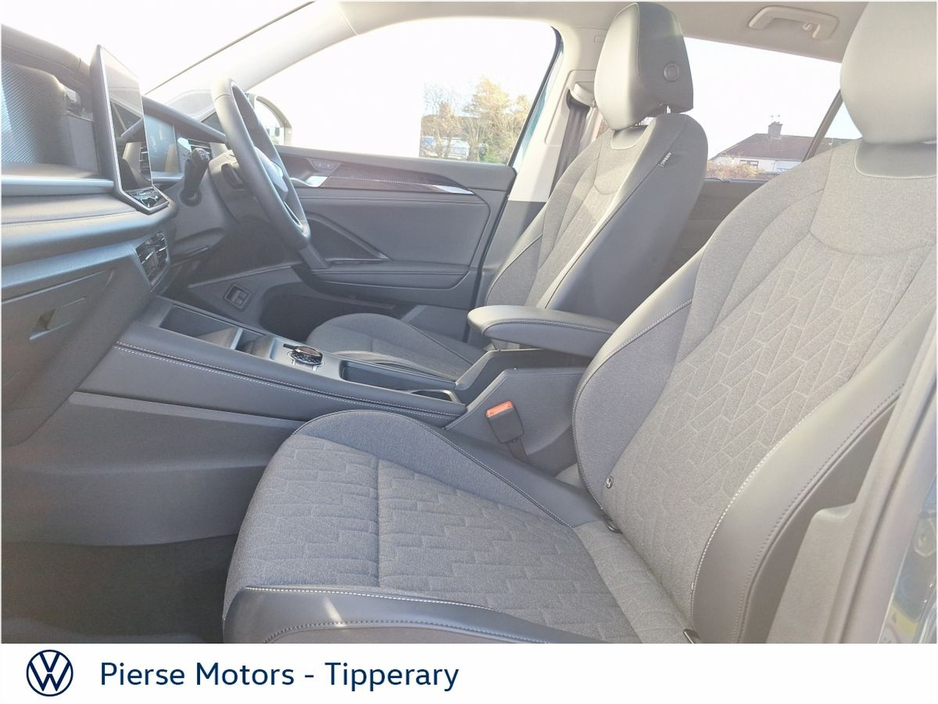 2025 Volkswagen Tayron Tayron Match Tsi Phev S-A Match TSi 204 eHybrid PHEV 19.7 kWh DSG Auto Start/Stop €51,950