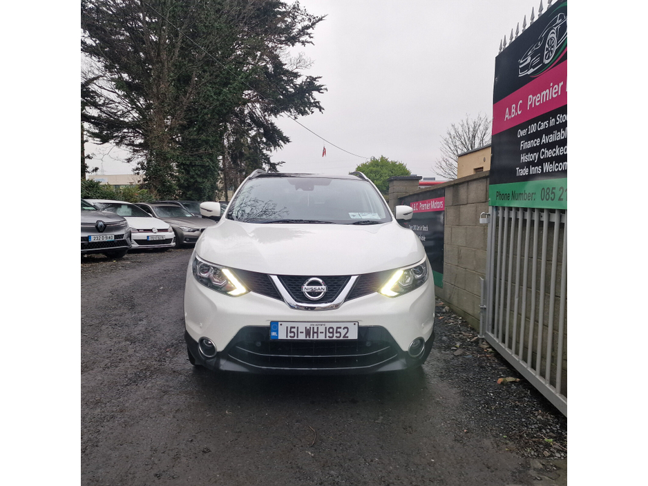 2015 Nissan Qashqai 1.5 DSL XE €10,950