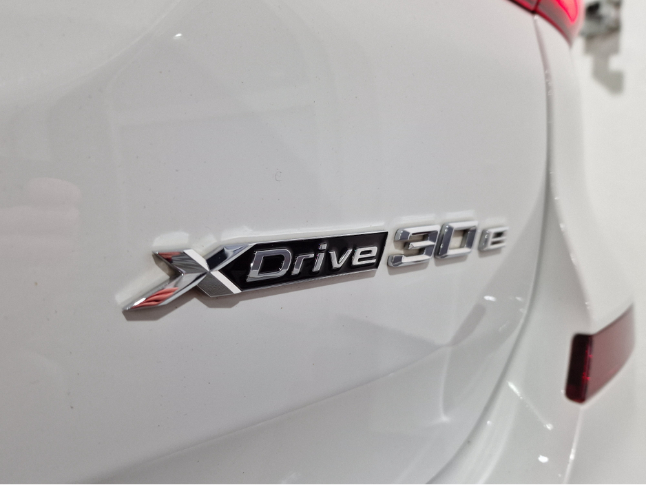 2021 BMW X3 30E X-DRIVE X-LINE AUTOMATIC **ONE OWNER / ACTIVE CRUISE CONTROL / APPLE CARPLAY / ELECTRIC TOWBAR / FULL MOCHA LEATHER / HEATED STEERING WHEEL / SAT NAV / REVERSE CAMERA / REAR TINTED GLASS** €38,450