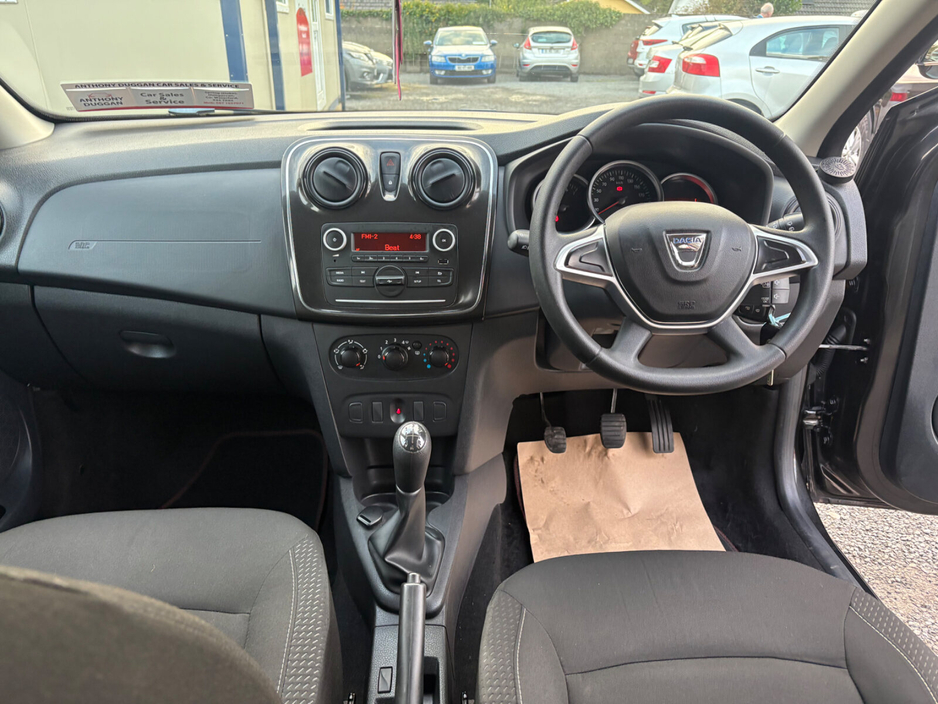 2017 Dacia Sandero 1.0 75 ALTERNATIVE €8,995