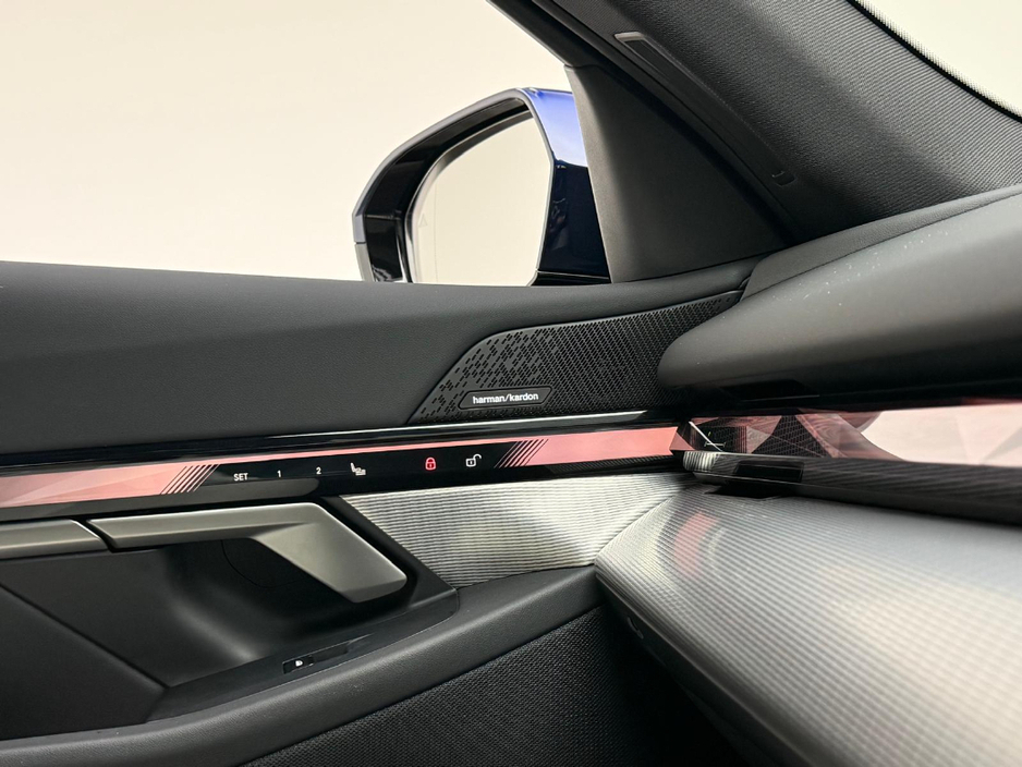 2025 BMW 5 Series 550E M SPORT PRO XDRIVE €87,990