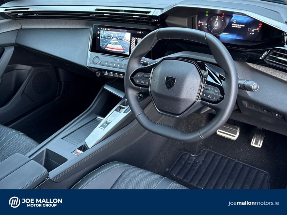 2026 Peugeot 408 1.2 Allure Hybrid €40,395