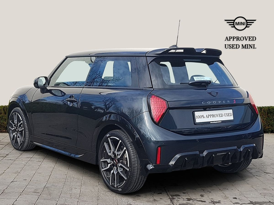 2025 MINI Hatch Sport Level 1 €43,995