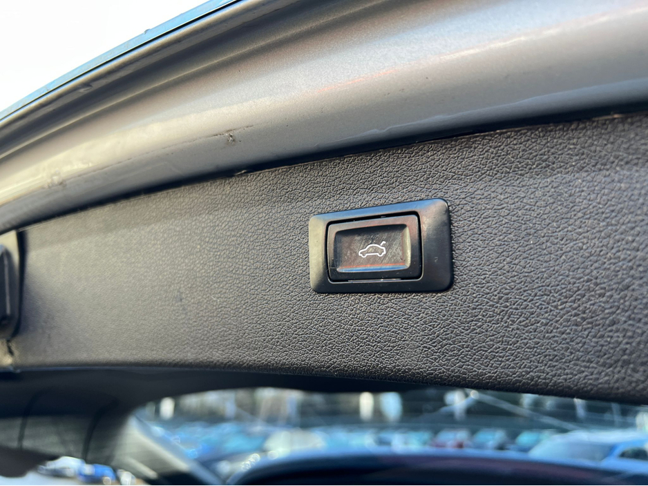 2015 Audi Q5 ==2.0 TDI-QUATTRO-S-LINE//PAN ROOF//AUTO//NCTED== €15,950