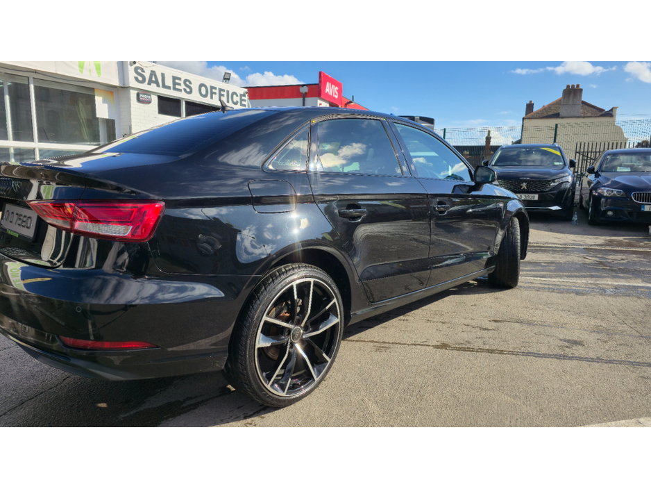2017 Audi A3 Saloon LIMOUSINE 1.6 TDI 110 SE ST 4DR AUTO €16,450