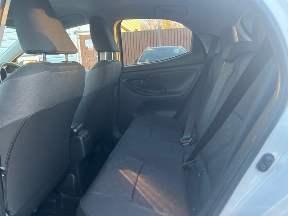 2025 Toyota Yaris YARIS LUNA SPORT €28,888