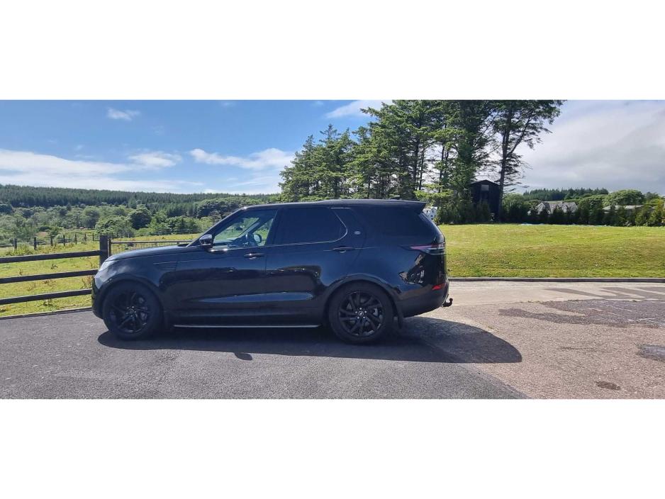 2020 Land Rover Discovery MY19 3.0 SDV6  306 bhp  Black Pack  SE  COMMERCIAL 5DR A