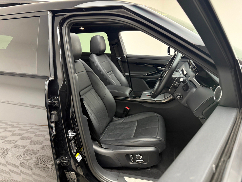 2024 Land Rover Range Rover Evoque HSE DYNAMIC P300E *HUGE SPEC* €52,990