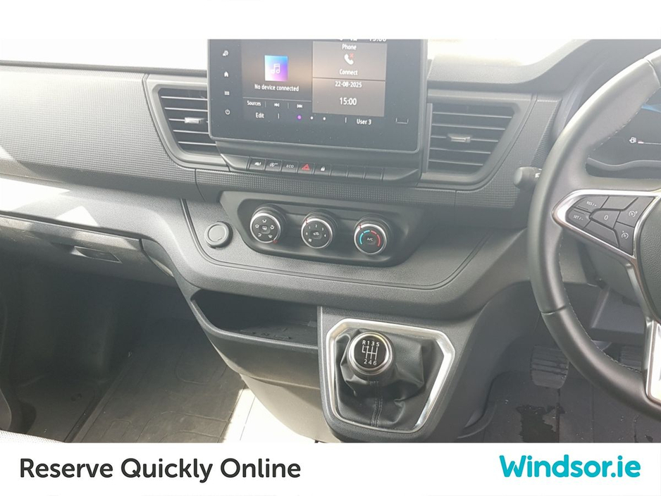 2025 Nissan Primastar L2H1 130 SV PREMIUM €30,890