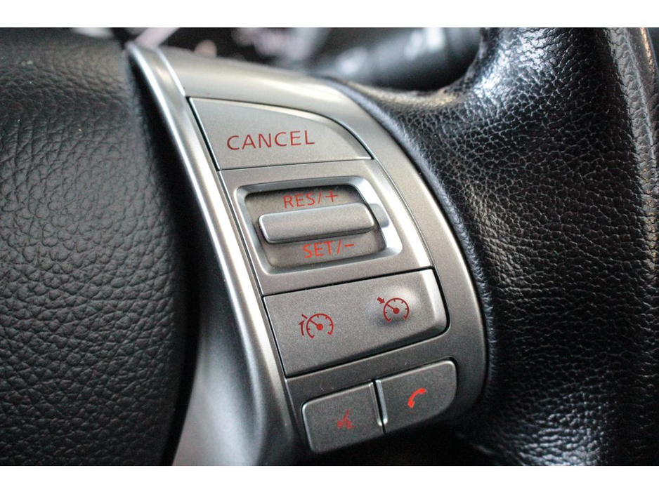 2021 Nissan Navara TEKNA 2.3DCi AUTOMATIC €32,899