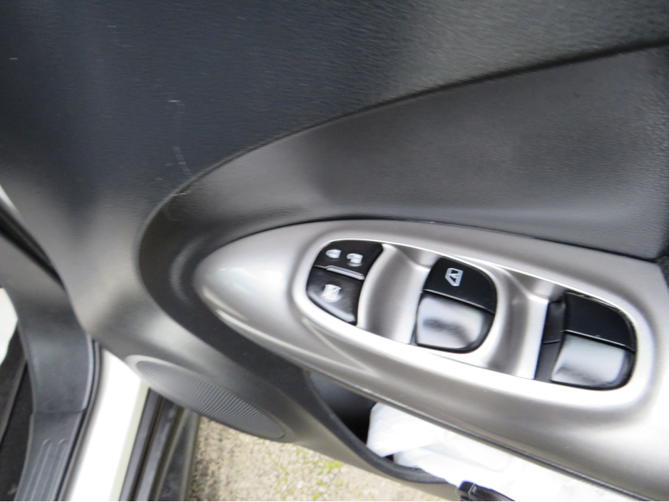 2016 Nissan Juke 1.5 DSL 5DR SPORT SV MODEL IN WHITE €6,999