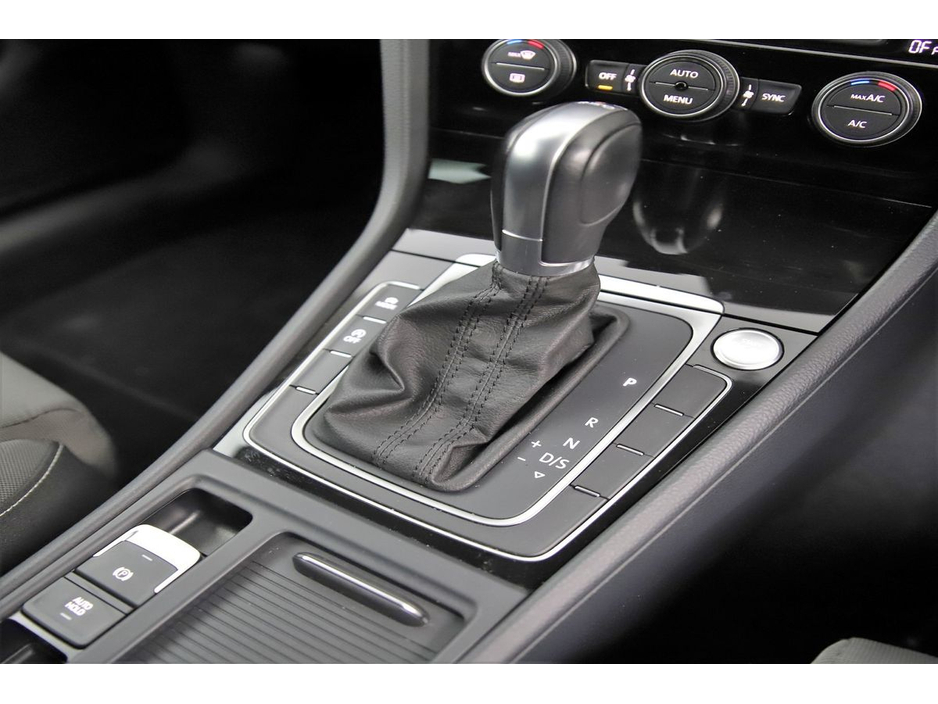 2017 Volkswagen Golf MK7 1.4 TSI DSG HIGHLINE 103KW €16,890