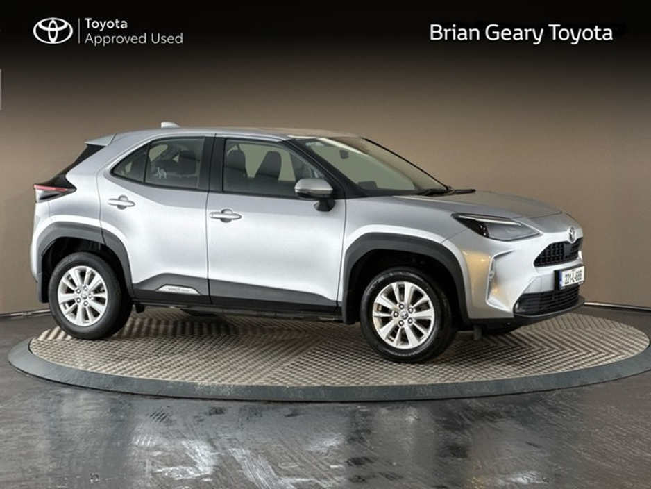 2022 Toyota Yaris Cross HYBRID LUNA €23,950