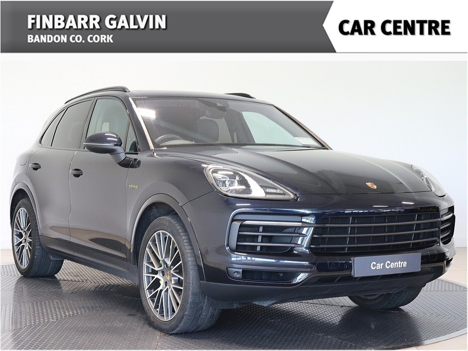 2022 Porsche Cayenne 3.0V6 E-Hybrid Platinum Edition 4WD Auto €71,950