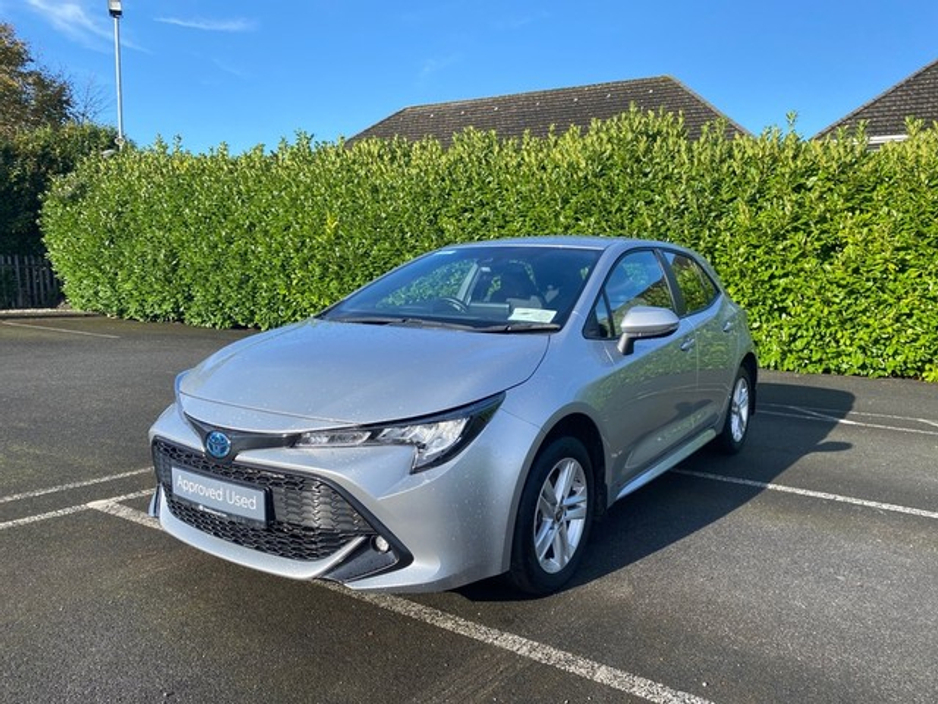2022 Toyota Corolla COROLLA HYBRID LUNA H/B €25,950