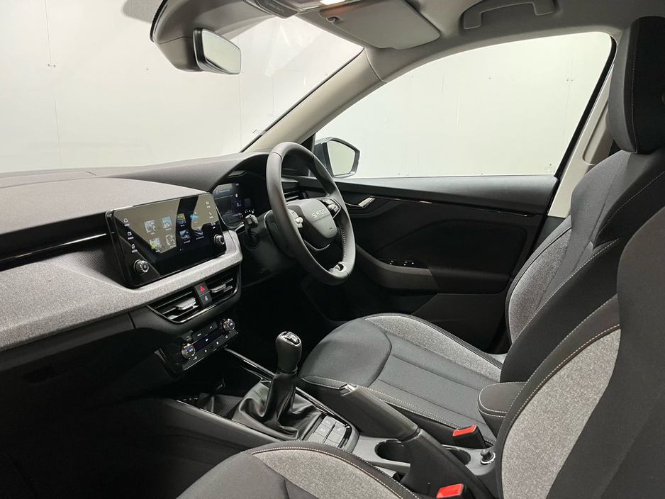 2025 Skoda Kamiq Selection 1.0TSI 115BHP - Reversing Camera - Climate Control - Cruise Control - Auto Lights/Wipers - Apple CarPlay/Android Auto €29,950
