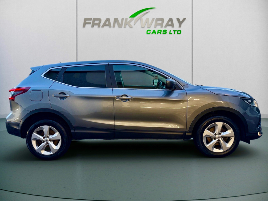 2018 Nissan Qashqai ACENTA 1.5 DCI 110 BHP **NEW MODEL**ONE UK OWNER**€180 TAX**FSH**MINT** €13,450